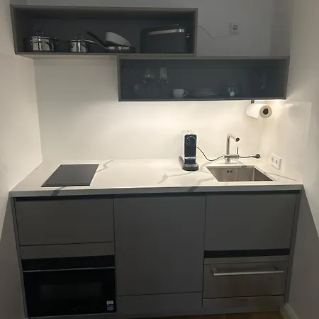 Am Nationaltheater *